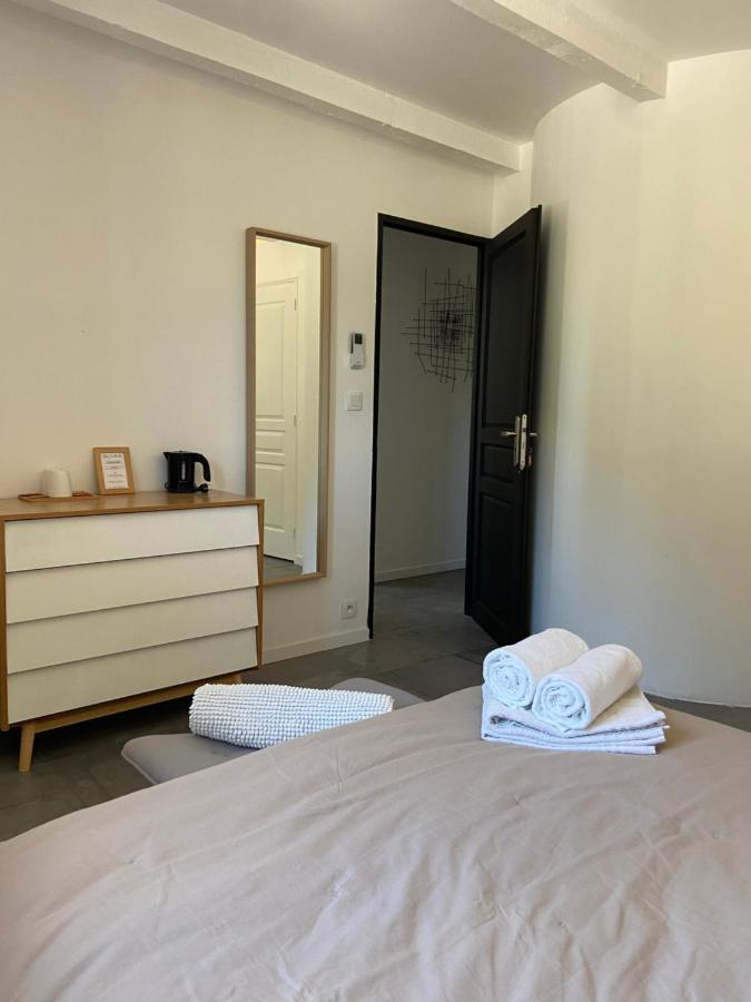 Mas Lafleur Bed & Breakfast